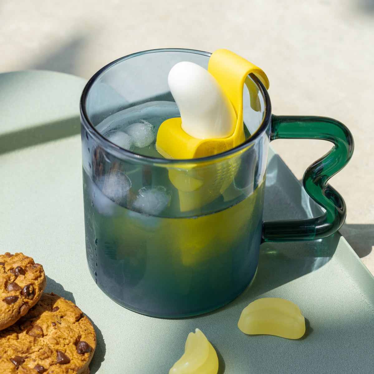 Glass Mug with Wavy Handle, photo 9