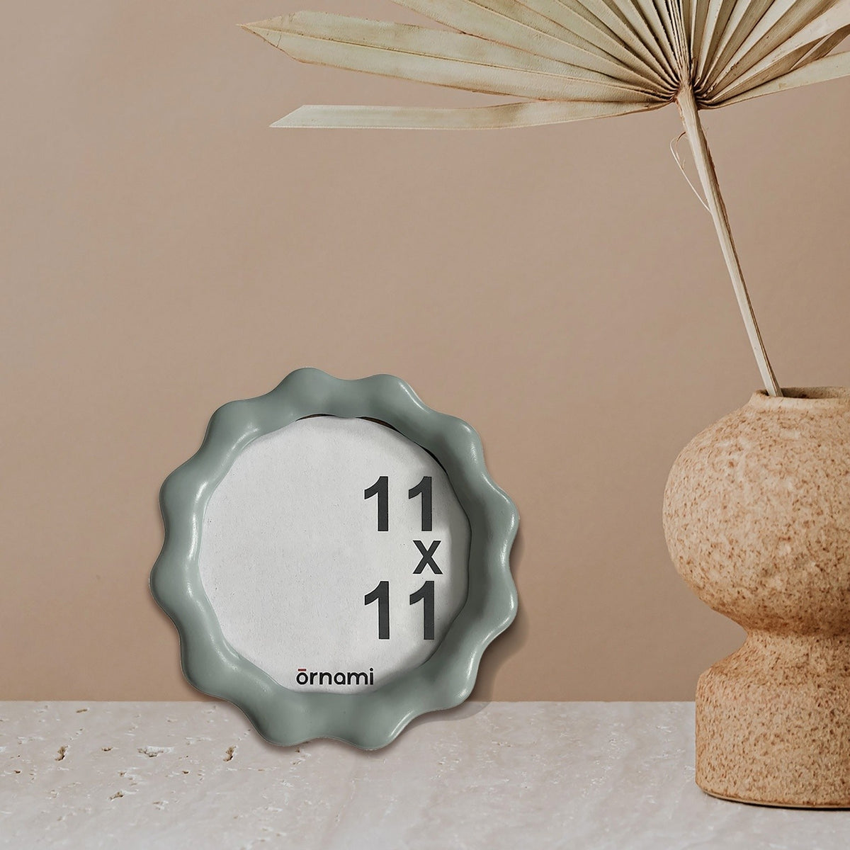 Round Wavy Photo Frame, photo 5