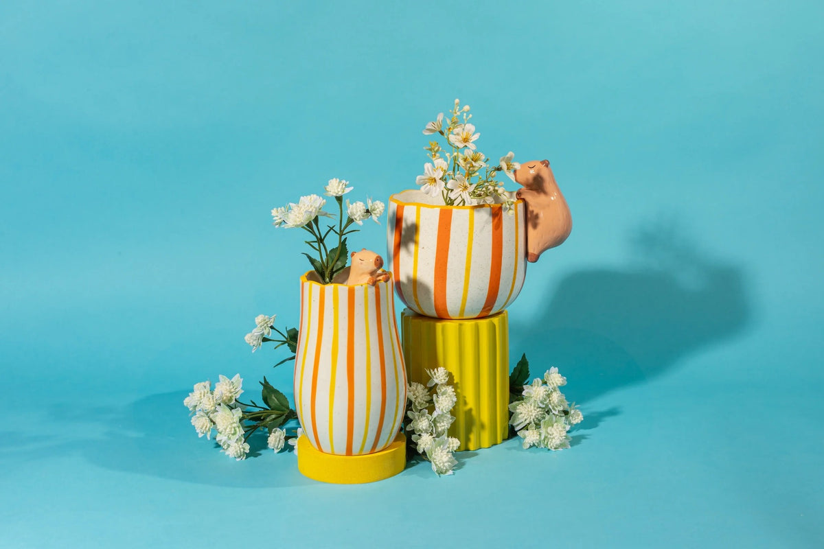 Peeking Capybara Vase, photo 6