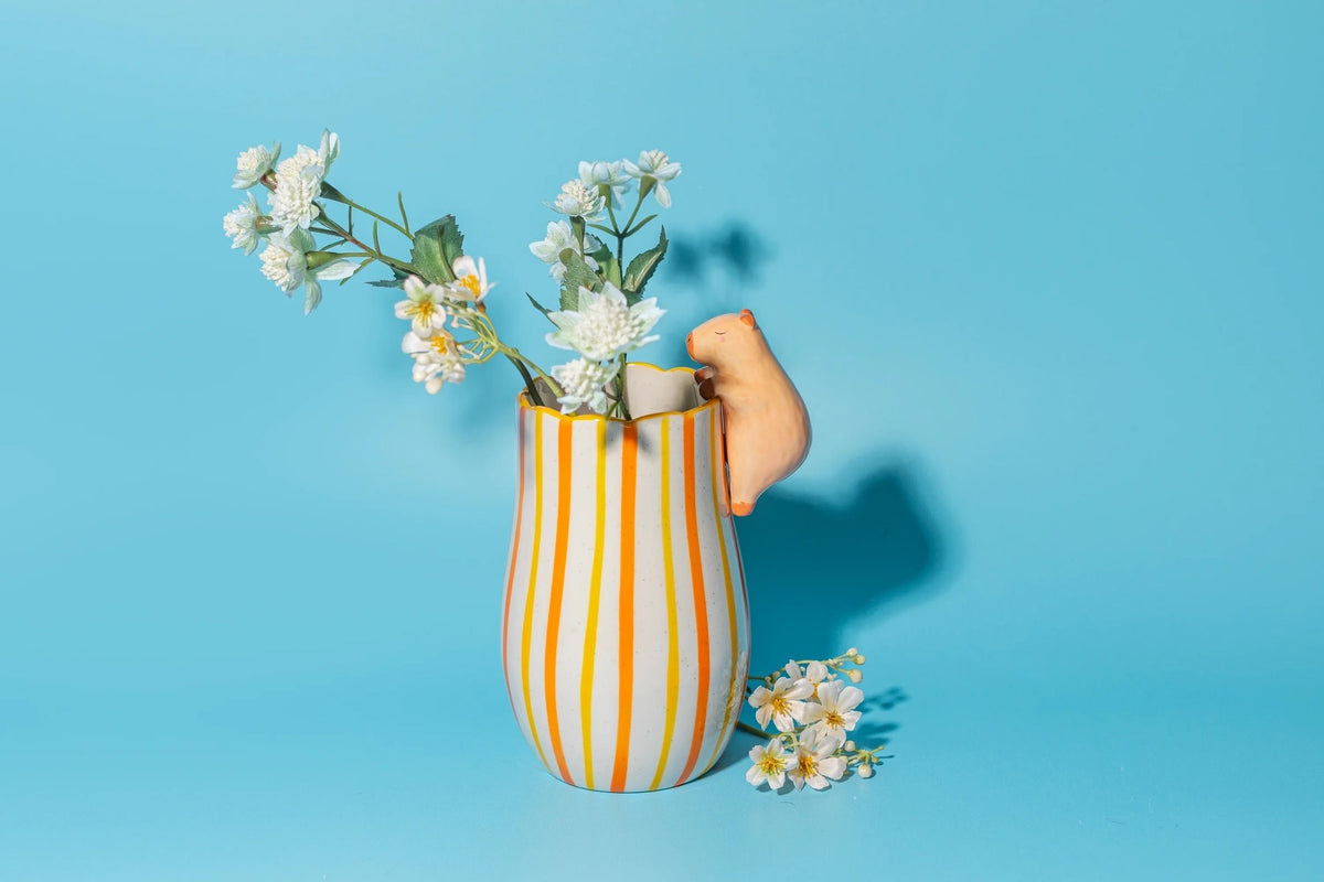 Peeking Capybara Vase, photo 4