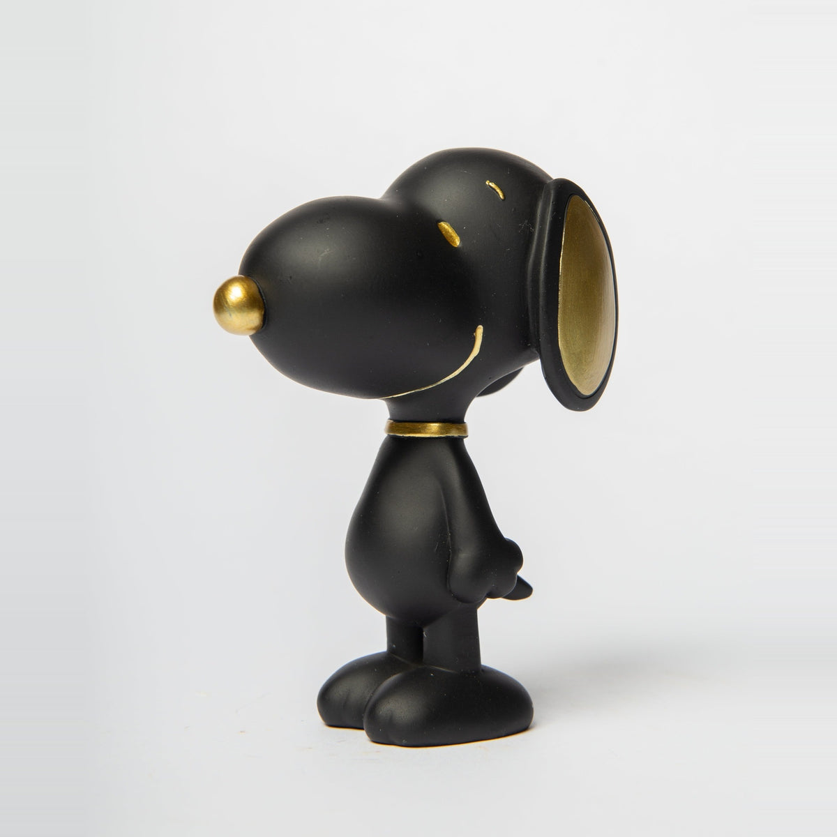 Statuetta Snoopy in Piedi Nera, foto 2