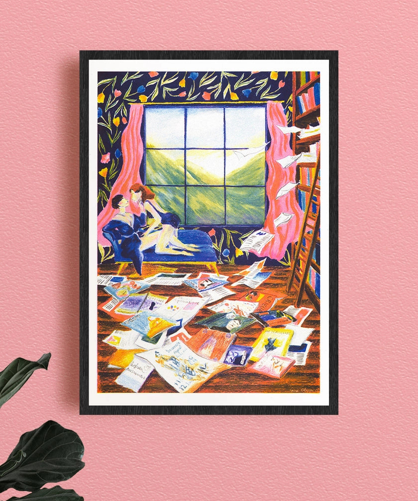 Poster Paper Jam: stesso poster appeso a una parete rosa, con una foglia di pianta in primo piano
