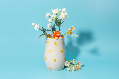 Peeking Highland Cow Vase, photo 4