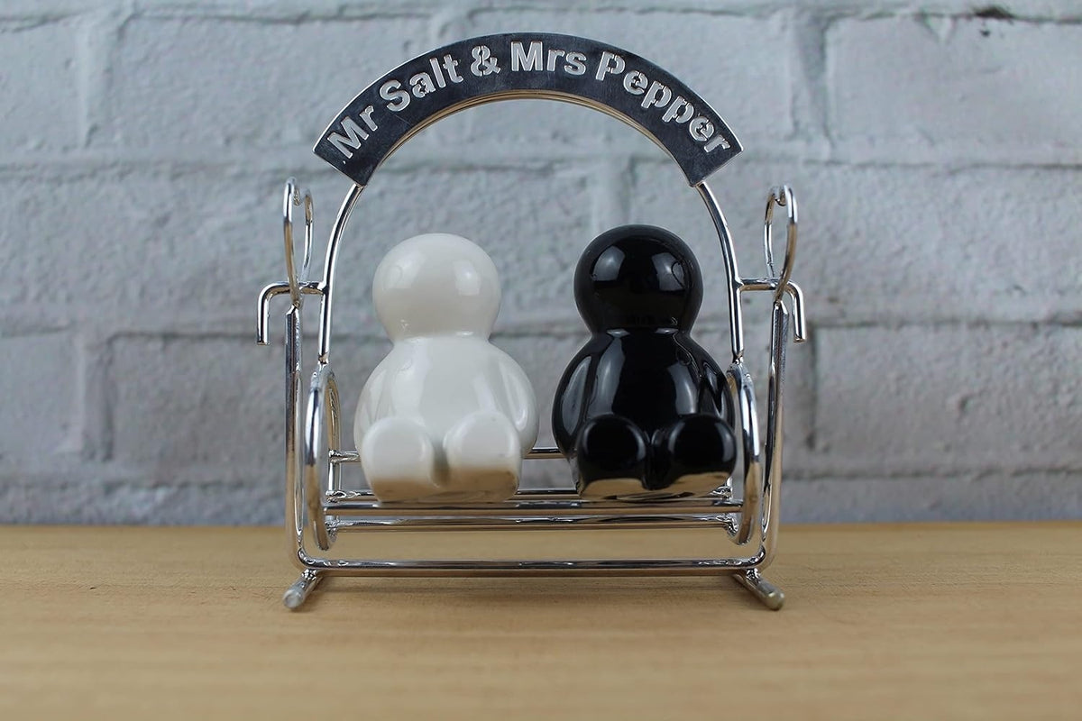 Mr. Salt & Mrs. Pepper Salt and Pepper Shakers, photo 4