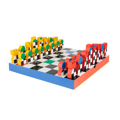 Hey Chess chess set with red, yellow and green pieces on a white background